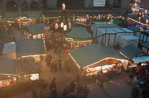 weihmarkt01_1.jpg (35682 Byte)