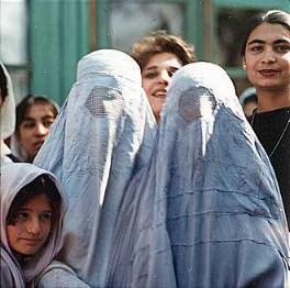 Frauen_Afghanistan2.jpg (16144 Byte)