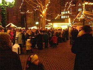 weihnachtsmarkt03_01.jpg (16946 Byte)