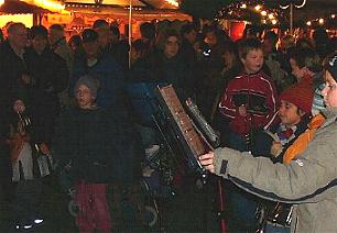 weihnachtsmarkt03_06.jpg (16043 Byte)