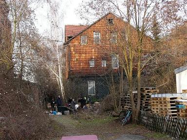 hausbesetzung.JPG (40305 Byte)